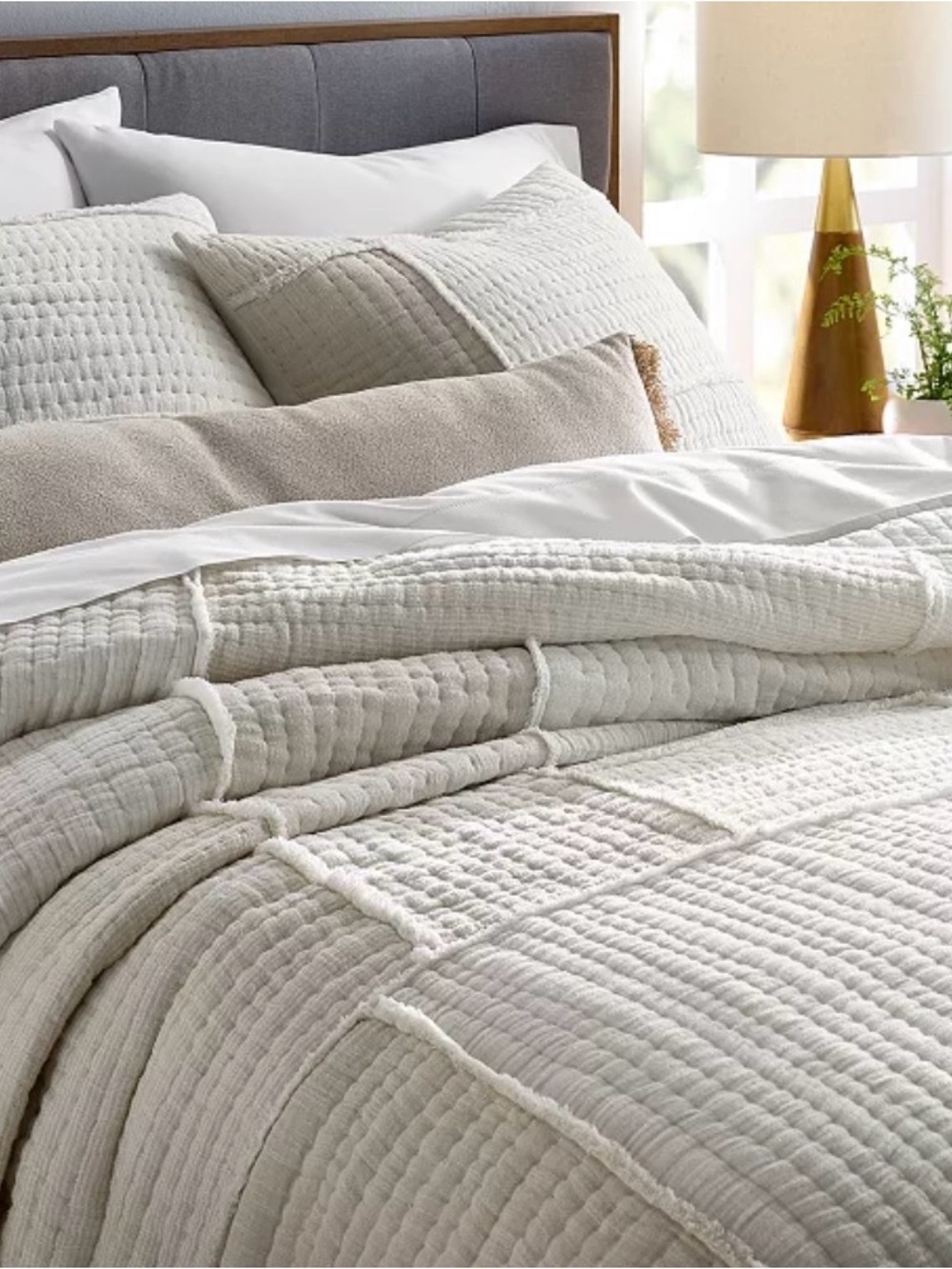 Oake
Layered 3-Pc. Quilt Set, Full/Queen